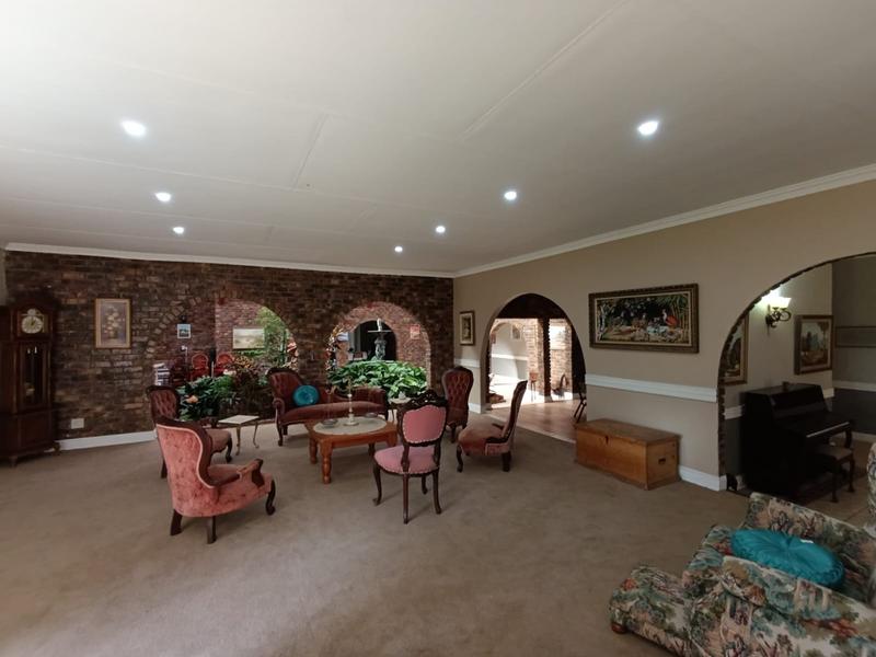 4 Bedroom Property for Sale in Middelburg Eastern Cape
